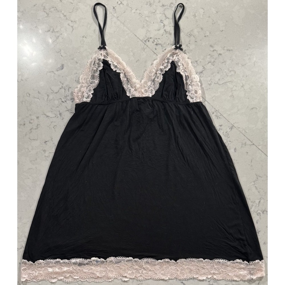 Victoria's Secret Slip Dress Womens Small Black Pink Lace Trim Chemise Nightgown